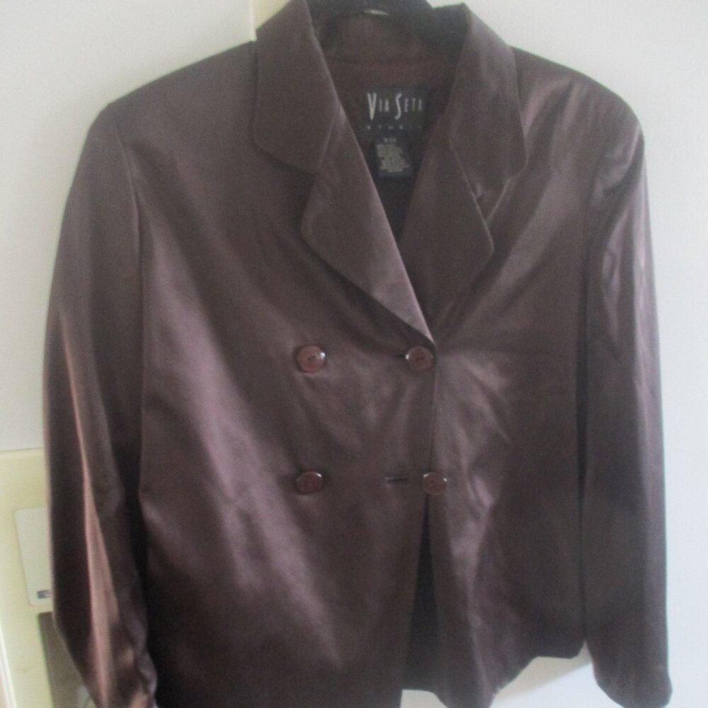 via seta new nwt 100% Silk Brown blazer lined  4